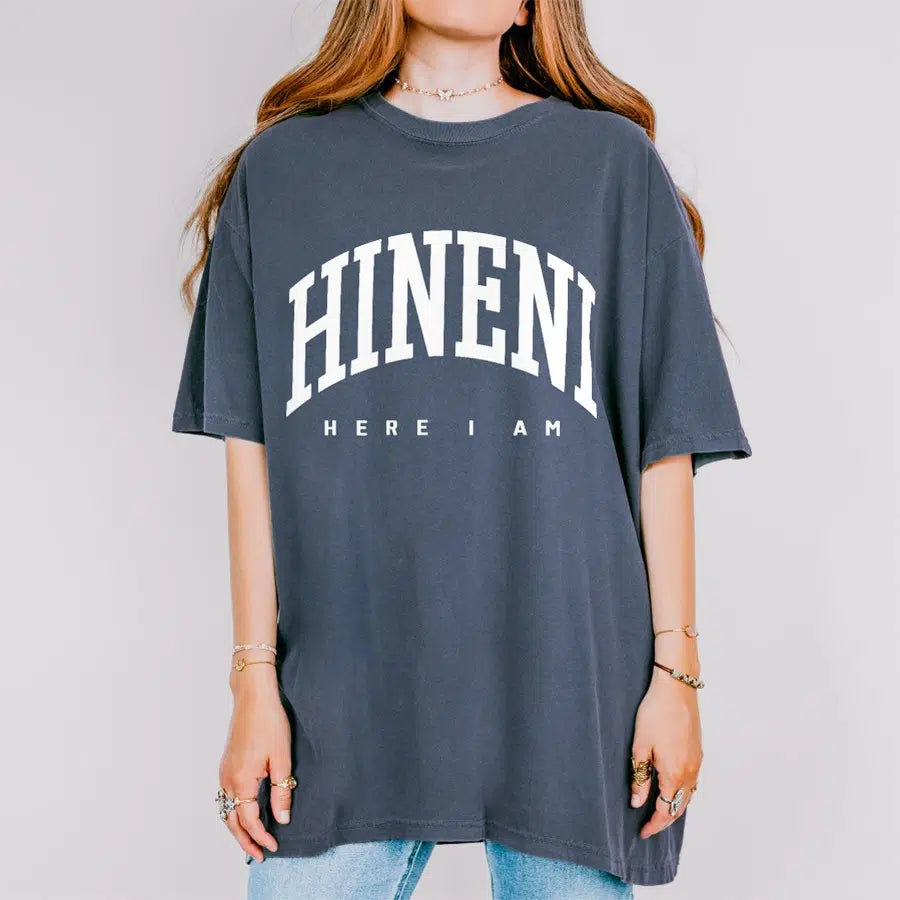 Womens Model Wearing Denim Hineni Here I Am Unisex Christian Tee