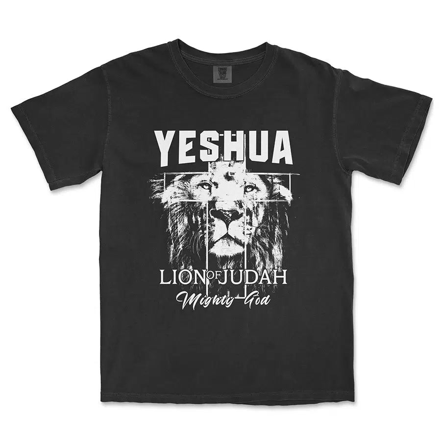 Yeshua Lion of Judah Unisex Tee in black color